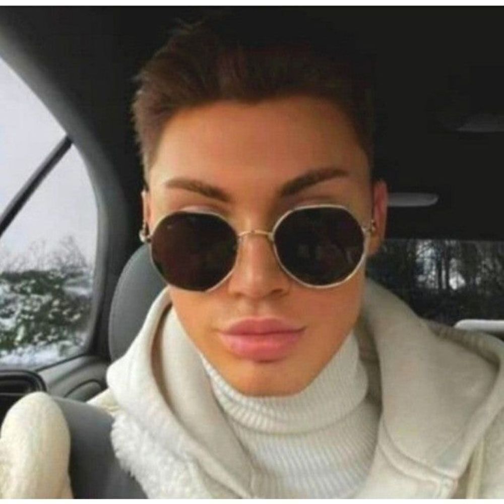 Black  Large Unisex Stylish sunglass Shades